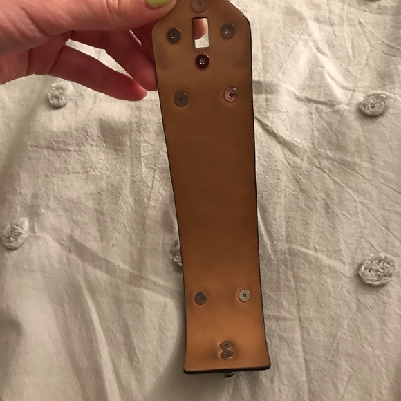 Vince Camuto Snake print leather cuff - Picture 6 of 7